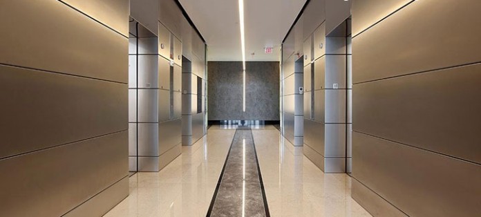 ly-do-su-dung-inox-tam-op-cot-op-tuong-cho-nhung-toa-nha-cao-tang